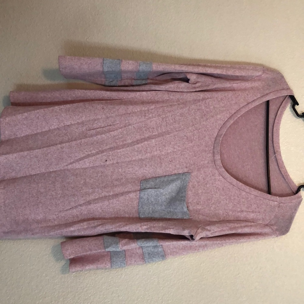 Women’s long sleeve